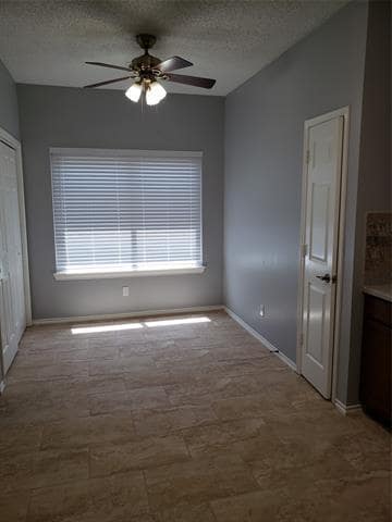 Building Photo - 3227 Crystal Brook Ct
