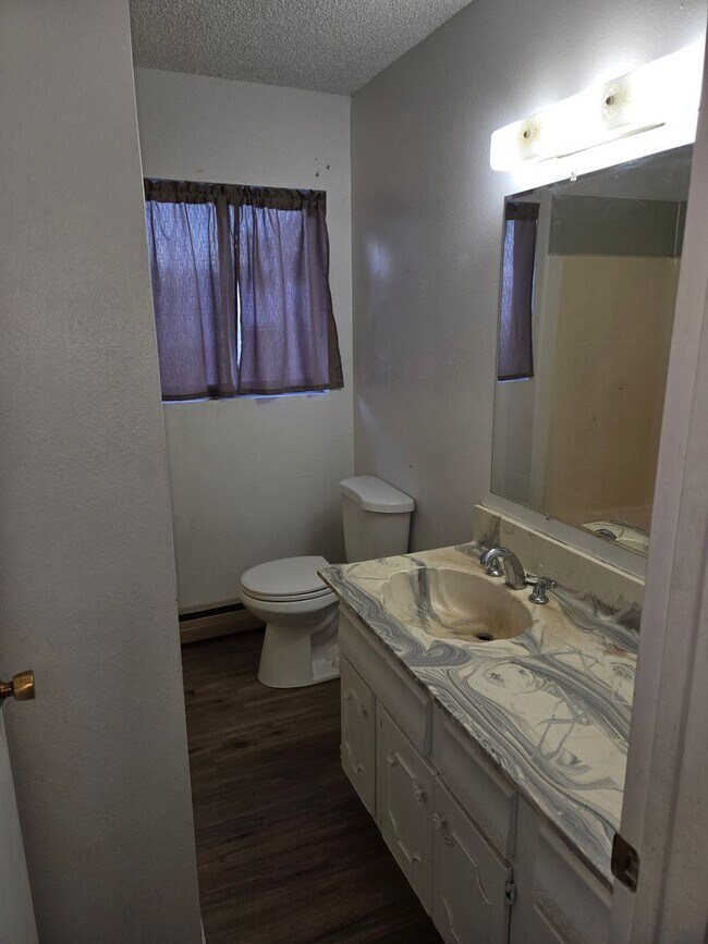 Foto del edificio - 406 West Ave