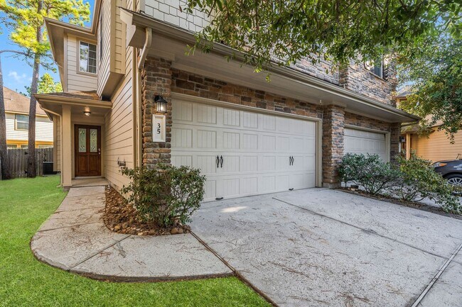Building Photo - 35 Wickerdale Pl