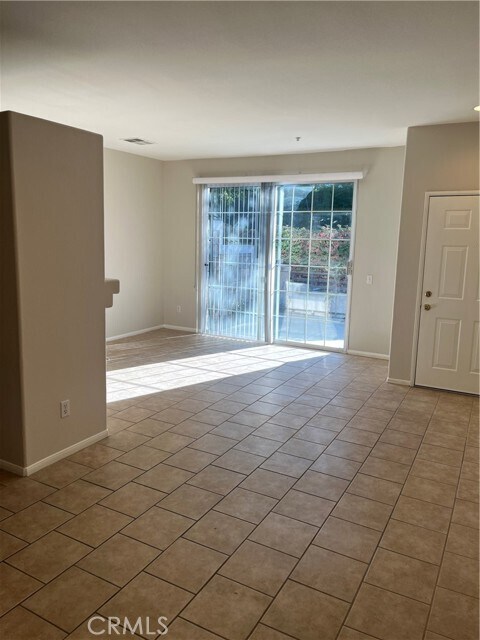 Foto del edificio - 6415 Seldon Way
