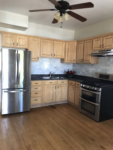 Foto del edificio - 4237 N Springfield Ave