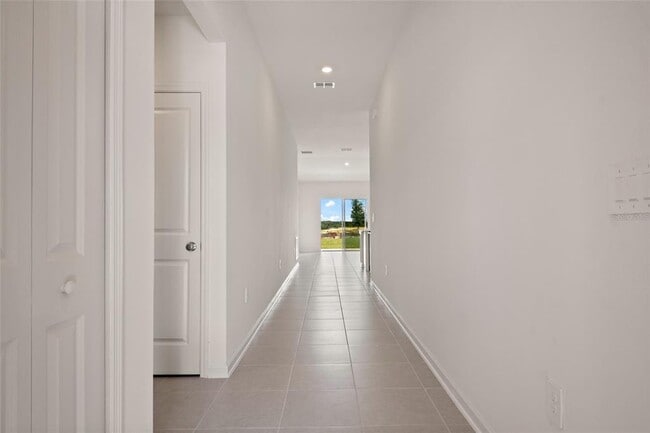 Foto del edificio - 7479 SANDSTONE Dr