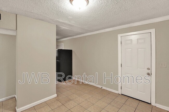 Foto del edificio - 1524 W 21st St