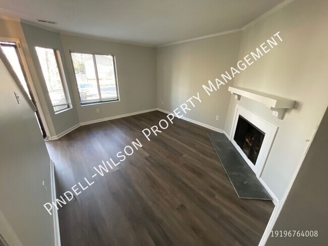 Building Photo - Staghorn Townhome - North Raleigh