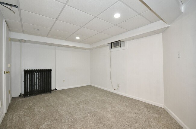 Foto del edificio - 2106 West St