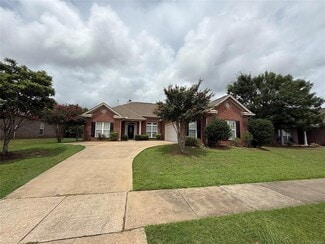 Building Photo - 9832 Helmsley Cir