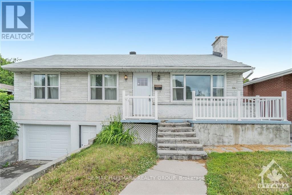 Primary Photo - 1225 Woodroffe Ave