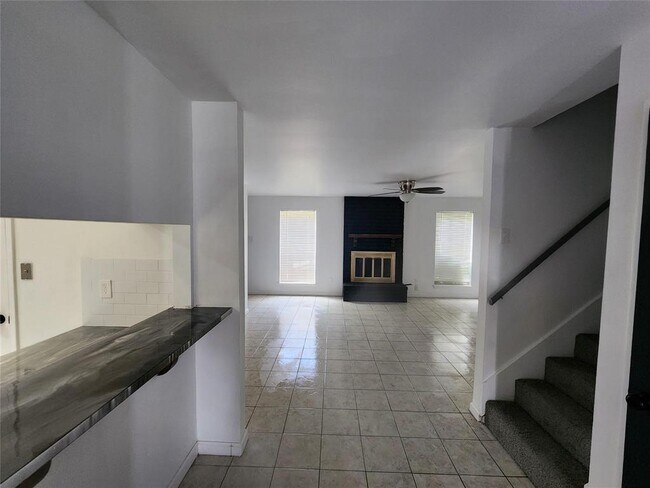 Foto del edificio - 4116 Belle Park Dr