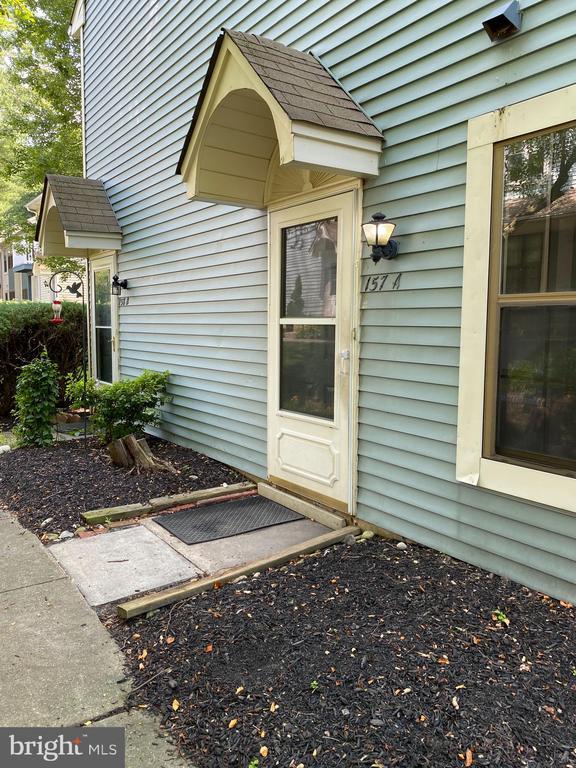 Building Photo - 157 Bradford Ct