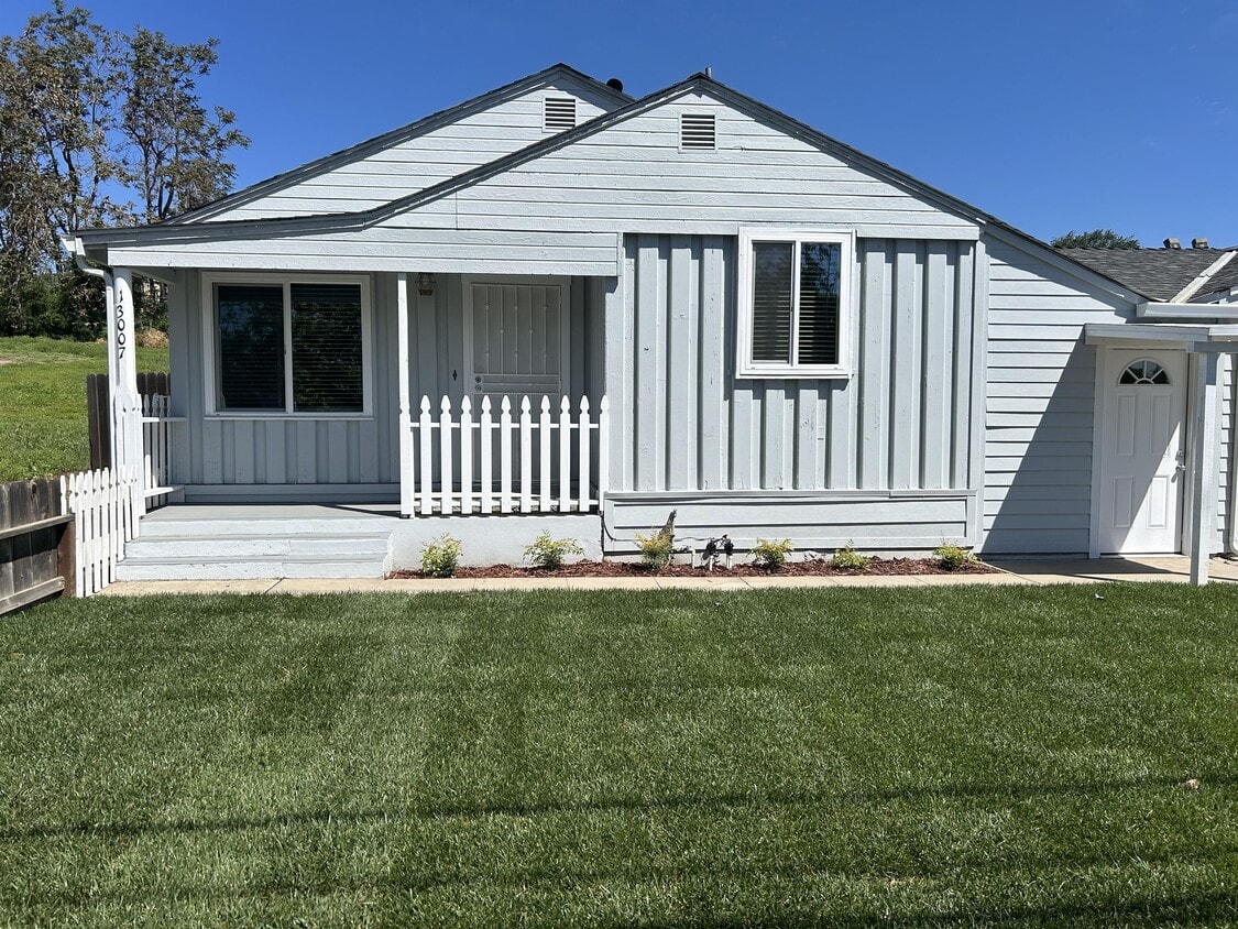 13007 Yosemite Blvd, Waterford, CA 95386 House Rental in Waterford