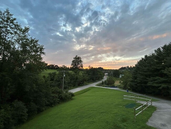 Building Photo - 3326 Yellow Sulphur Rd