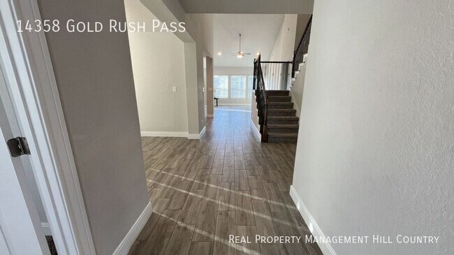 Foto del edificio - 14358 Gold Rush Pass