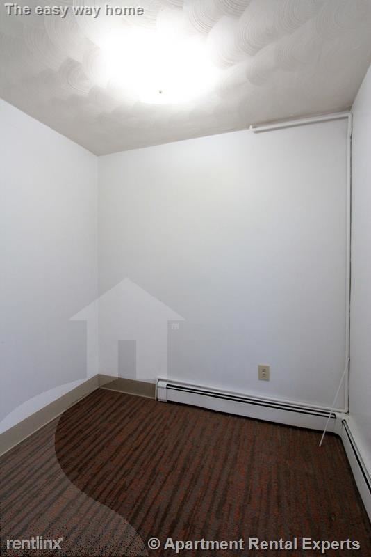 Building Photo - 540 Cambridge St