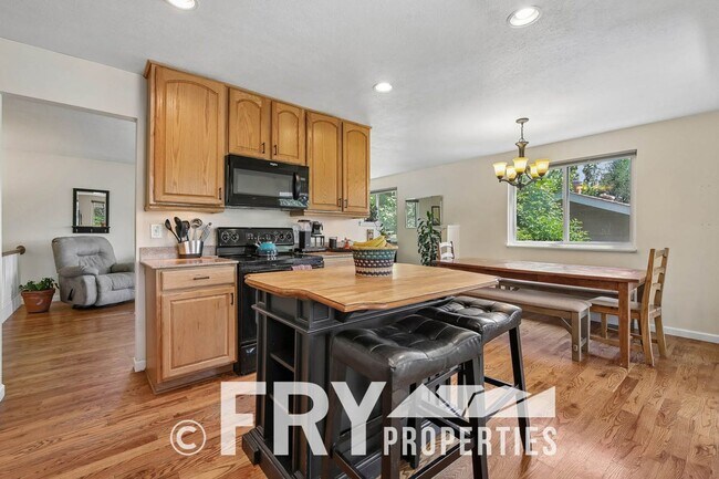 Foto del edificio - 6459 Brentwood St