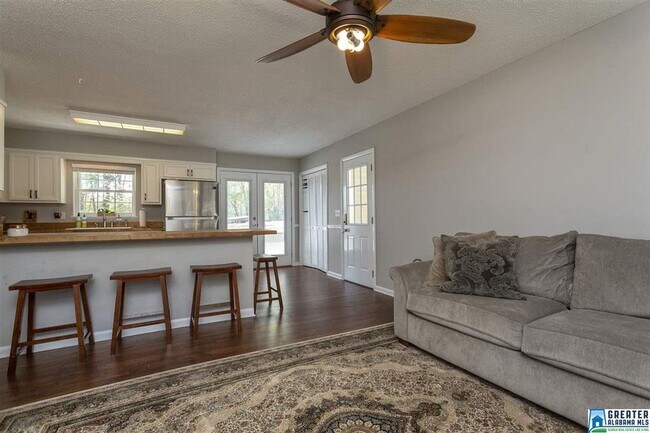 Foto del edificio - 707 Truss Ferry Rd