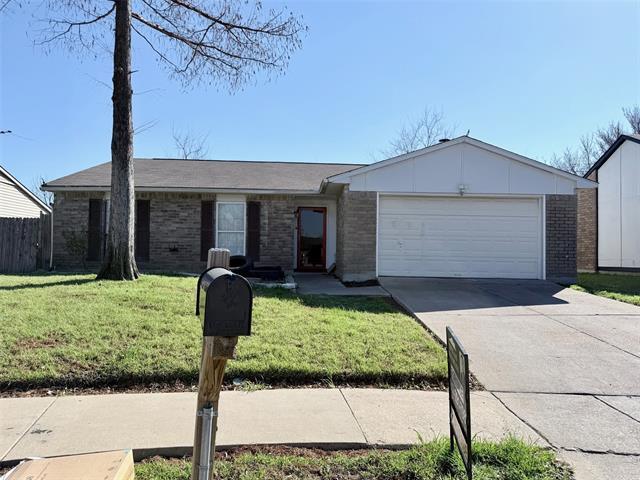 Foto del edificio - 6936 Fallbrook Ct