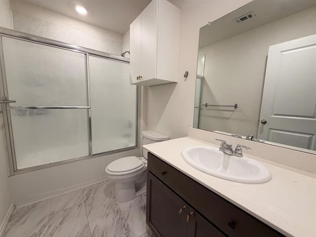 Foto del edificio - 264 Thoroughbred St