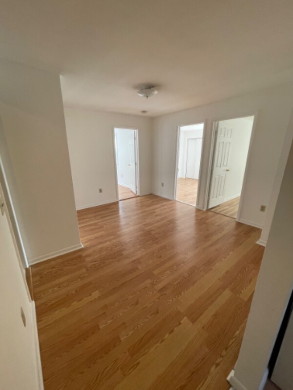 8 Cottage St Unit 2b, Norwalk, CT 06855 Room for Rent in Norwalk, CT