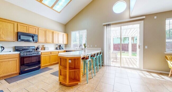 Building Photo - 9412 Viridian Way
