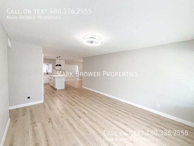 Foto del edificio - 4416 E Capistrano Ave