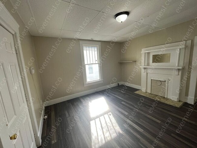 Building Photo - 2810 E 46th St