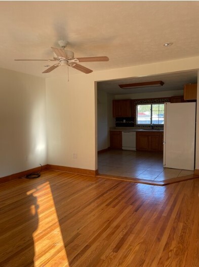 Primary Photo - 5405 Alpine Dr