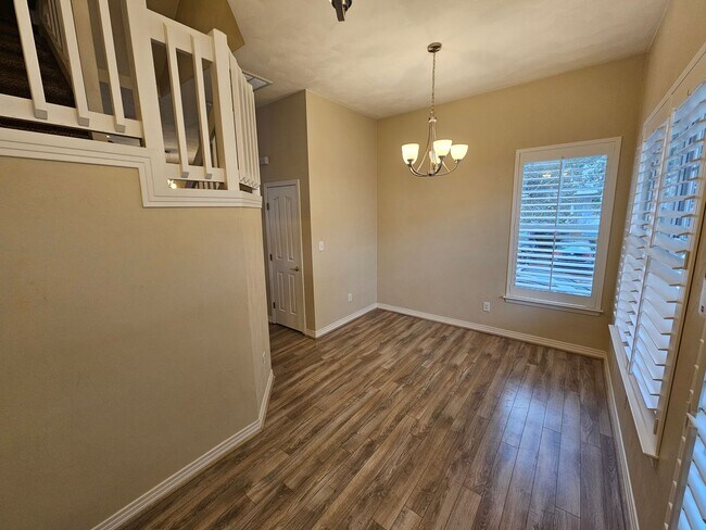 Building Photo - THREE SHIPS LANDING