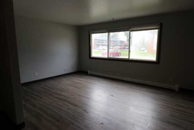 Foto del edificio - 1303 Morris Ave