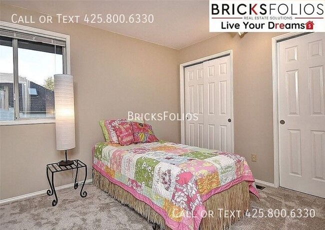 Foto del edificio - Luxurious 5-bedroom home in Sammamish with...