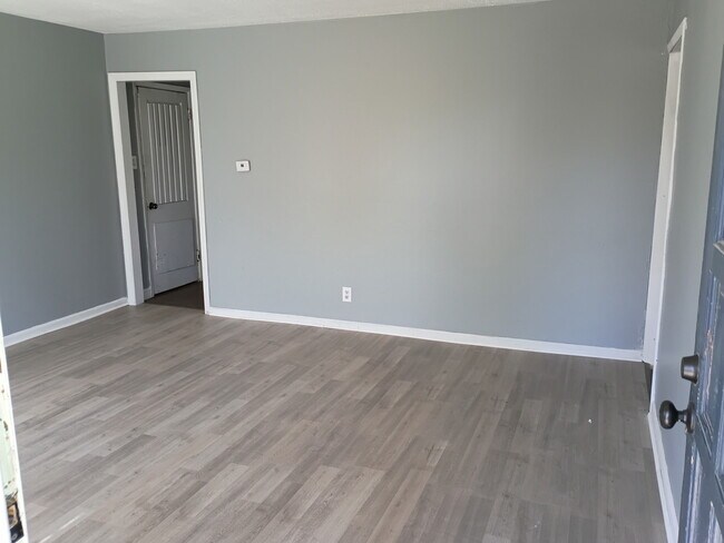 Foto del edificio - 5763 W 2nd St