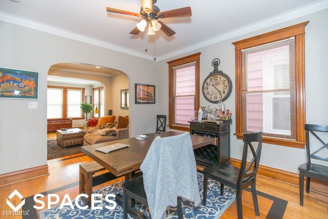 Building Photo - 5385 N Bowmanville Ave