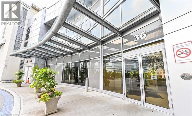 Building Photo - 36 Lee Centre Dr