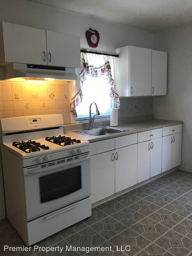 Foto principal - 245 Bay View Ave