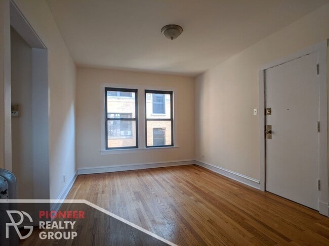Building Photo - 2651 N Spaulding Ave