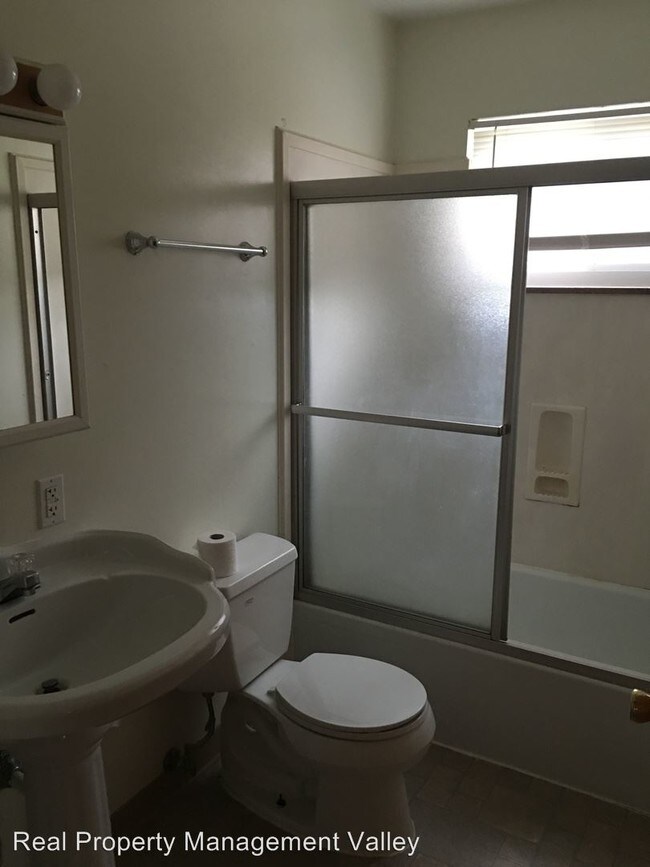 Foto del edificio - 2872 Thornburg Rd