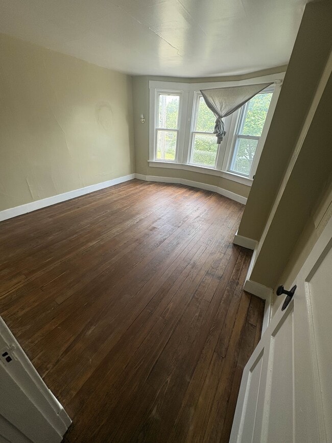 Building Photo - 453-455 Brightwood