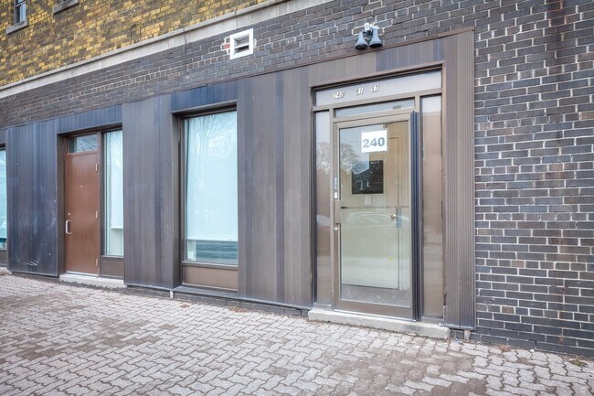 Photo du bâtiment - 240 Durie St