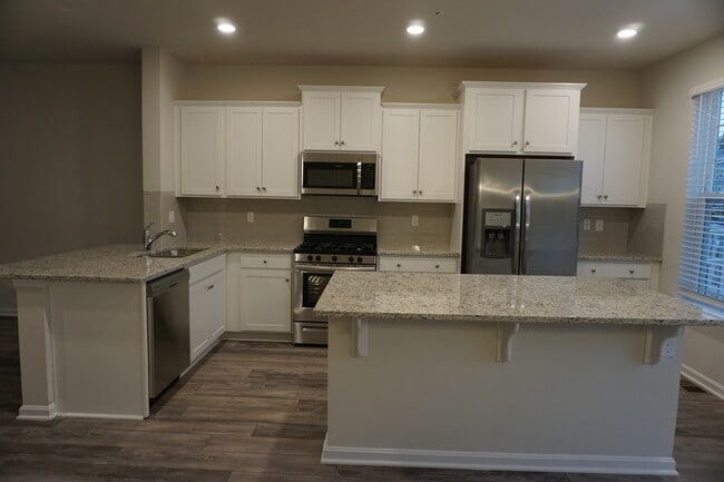 Building Photo - 2225 Pagefield Way