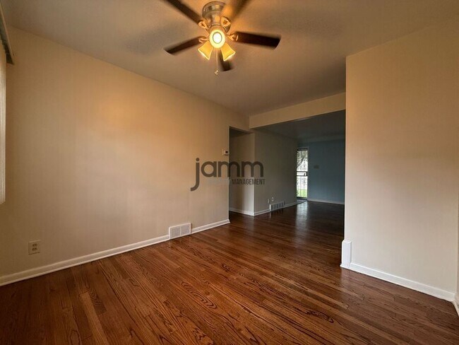 Foto del edificio - 24113 E Silsby Rd