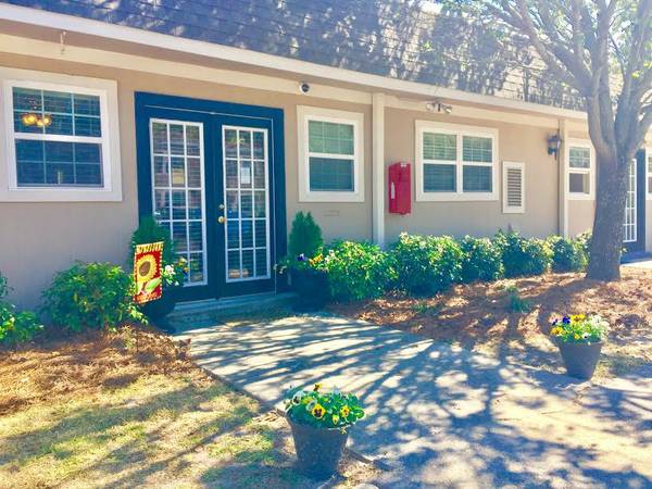 Monaco Lake Townhomes Apartments Pascagoula, MS