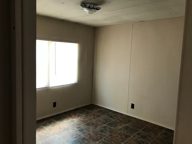 Building Photo - Mt Hope Church, $575