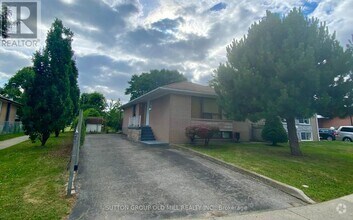 Building Photo - 32 Hagersville Ct
