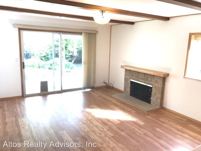 Building Photo - 4 br, 2 bath House - 1861 Limetree Lane