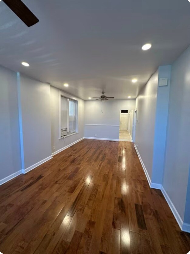 Foto del edificio - 1649 W Garfield Blvd