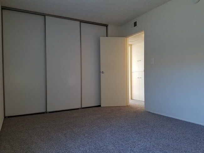 Foto del edificio - 6520 Beadnell Way