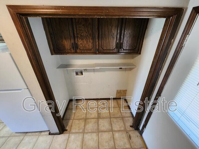 Foto del edificio - 2501 Oakhurst Drive A