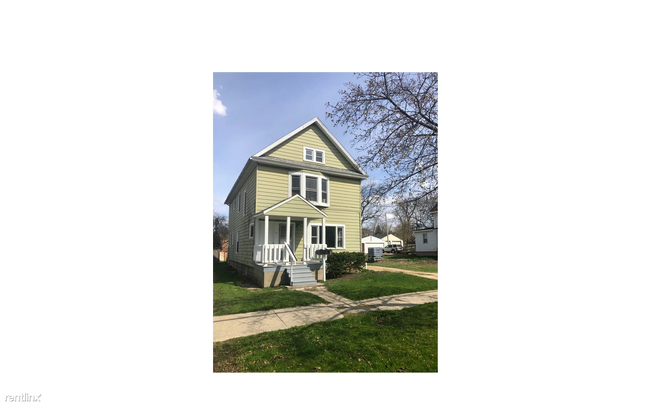 Building Photo - 1 br, 1 bath Duplex - Chestnut Apartments ...