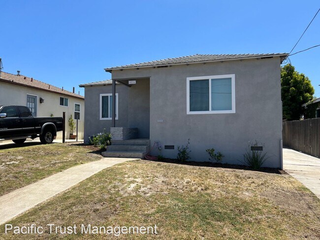 Building Photo - 4 br, 1.5 bath House - 4594 W. 135th