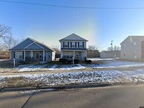 Building Photo - 1540 Garland St