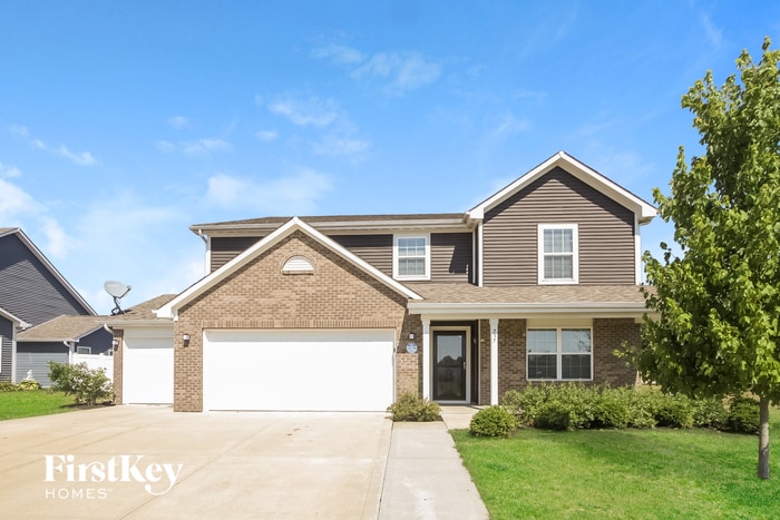 Primary Photo - 737 Prospector Dr